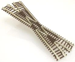 Atlas Code 55 Track W/Nickel-Silver Rail & Brown Ties -- 22.5 Degree Crossing - N