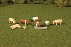Bachmann Pigs -- Pkg(9) - HO