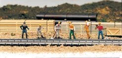 Bachmann Train Work Crew (6) HO