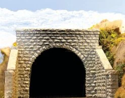 Chooch Enterprises Double Cut Stone Tunnel Portal HO