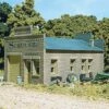 Design Preservation Models DPM Landmark Structures? 200 Series -- Schultz's Garage - Kit 3 X 4-3/4 -Model Train Toy Store lg243 20100