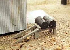 B.T.S. Oil Drum Rack W/Drums -- Kit - HO