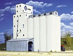 Walthers Cornerstone ADM? Concrete Grain Elevator -- Kit - 13-1/2 X 9 X 13-1/2" 33.7 X 23.7 X 33.7