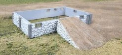 Walthers Cornerstone Fieldstone Barn Base & Ramp -- Kit - HO