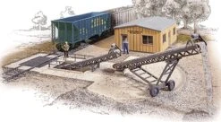 Walthers Cornerstone Bulk Transfer Conveyor W/Pit HO KIT
