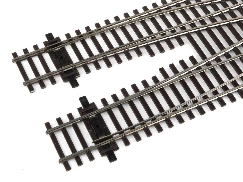 Walthers Track Code 83 Nickel Silver DCC-Friendly #6 Double Crossover - HO 5 Walthers Track Code 83 Nickel Silver DCC-Friendly #6 Double Crossover - HO - Image 3