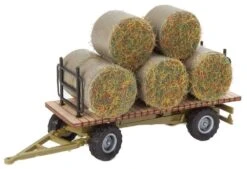 Walthers SceneMaster Hay Trailer With Load -- Kit - HO